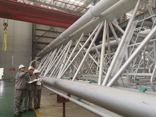 東鼎公司優化生產布局 300平方米生產空間新規劃與6套泵塔存儲龍門架全面投用，助力橡膠防塵套制造效率提升